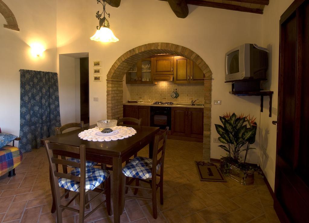 Casa Il Ponte Chianni Quarto foto